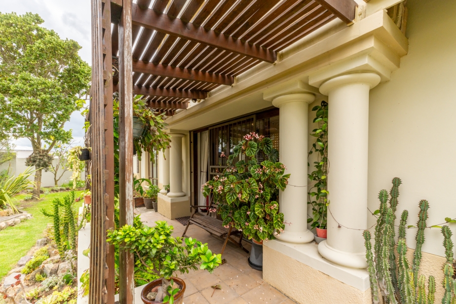 2 Bedroom Property for Sale in Blue Mountain Village Western Cape